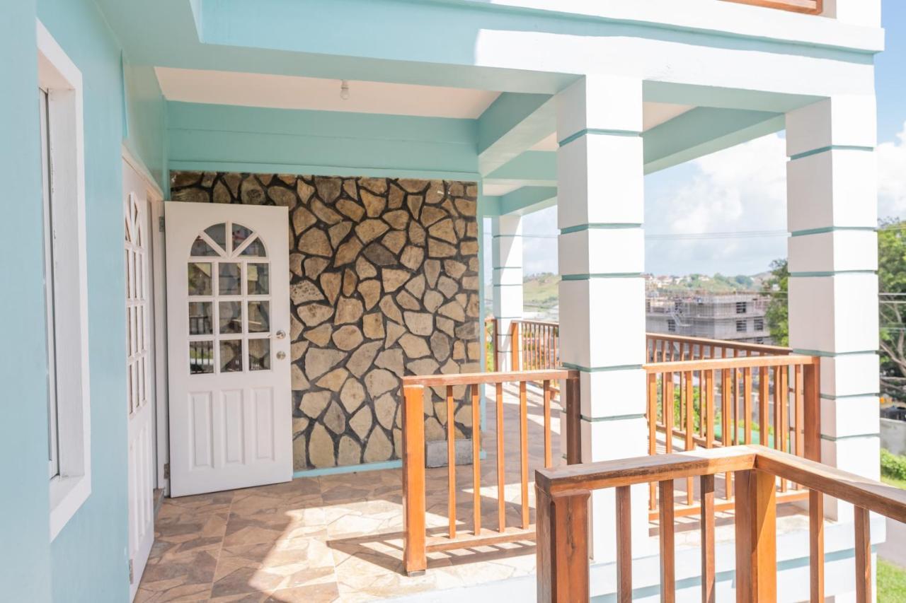Golden Palms Apartment Κίνγκσταουν Εξωτερικό φωτογραφία